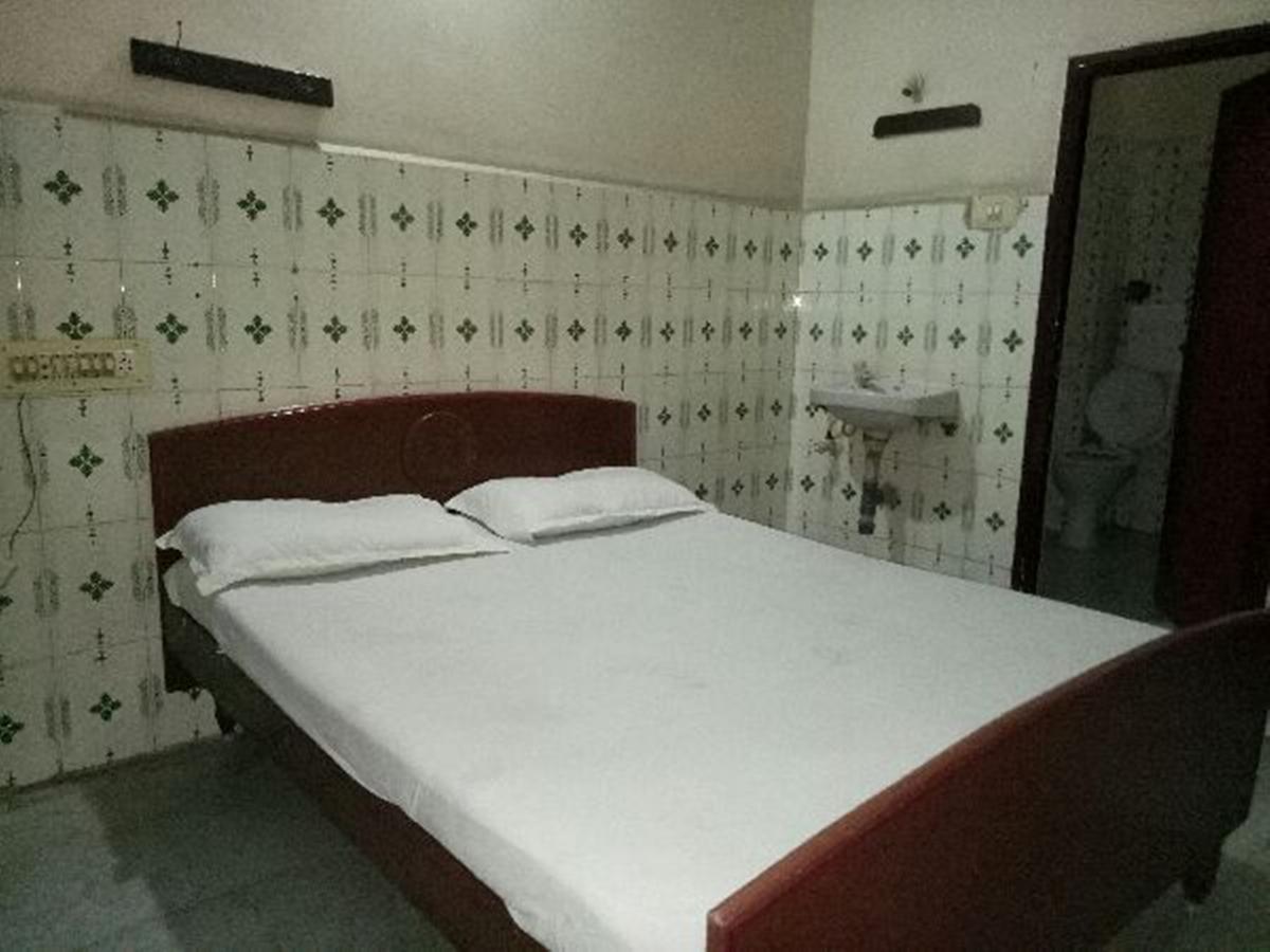 Hotel Blue Star 塞勒姆 外观 照片
